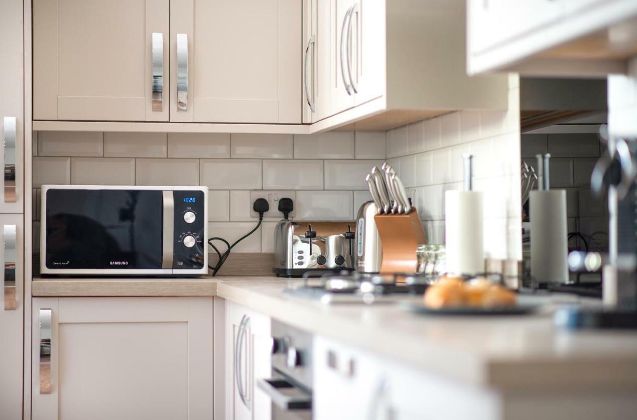 Morley Cottage - Modern 3 Bedroom, 2 Bathroom House With Garden In Southsea, ポーツマス エクステリア 写真