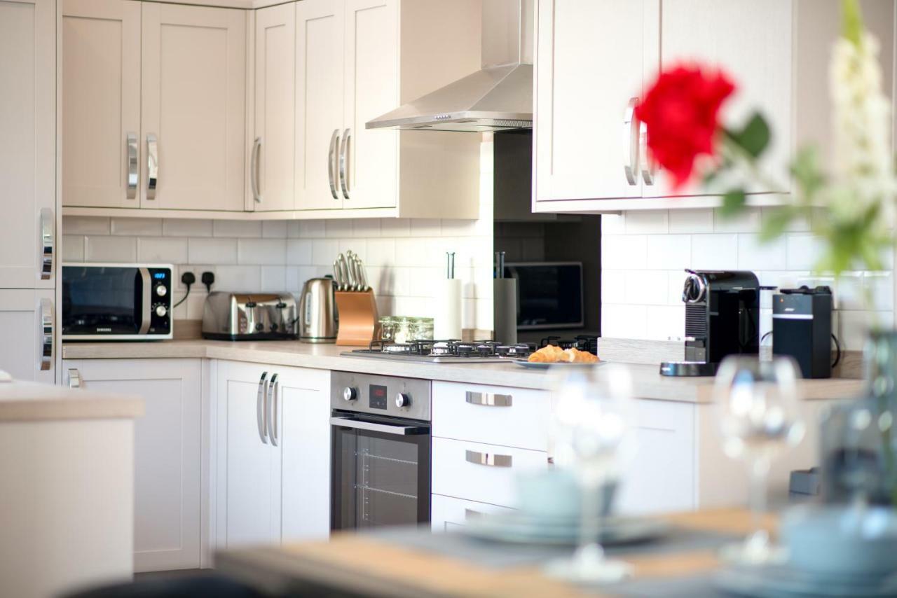 Morley Cottage - Modern 3 Bedroom, 2 Bathroom House With Garden In Southsea, ポーツマス エクステリア 写真