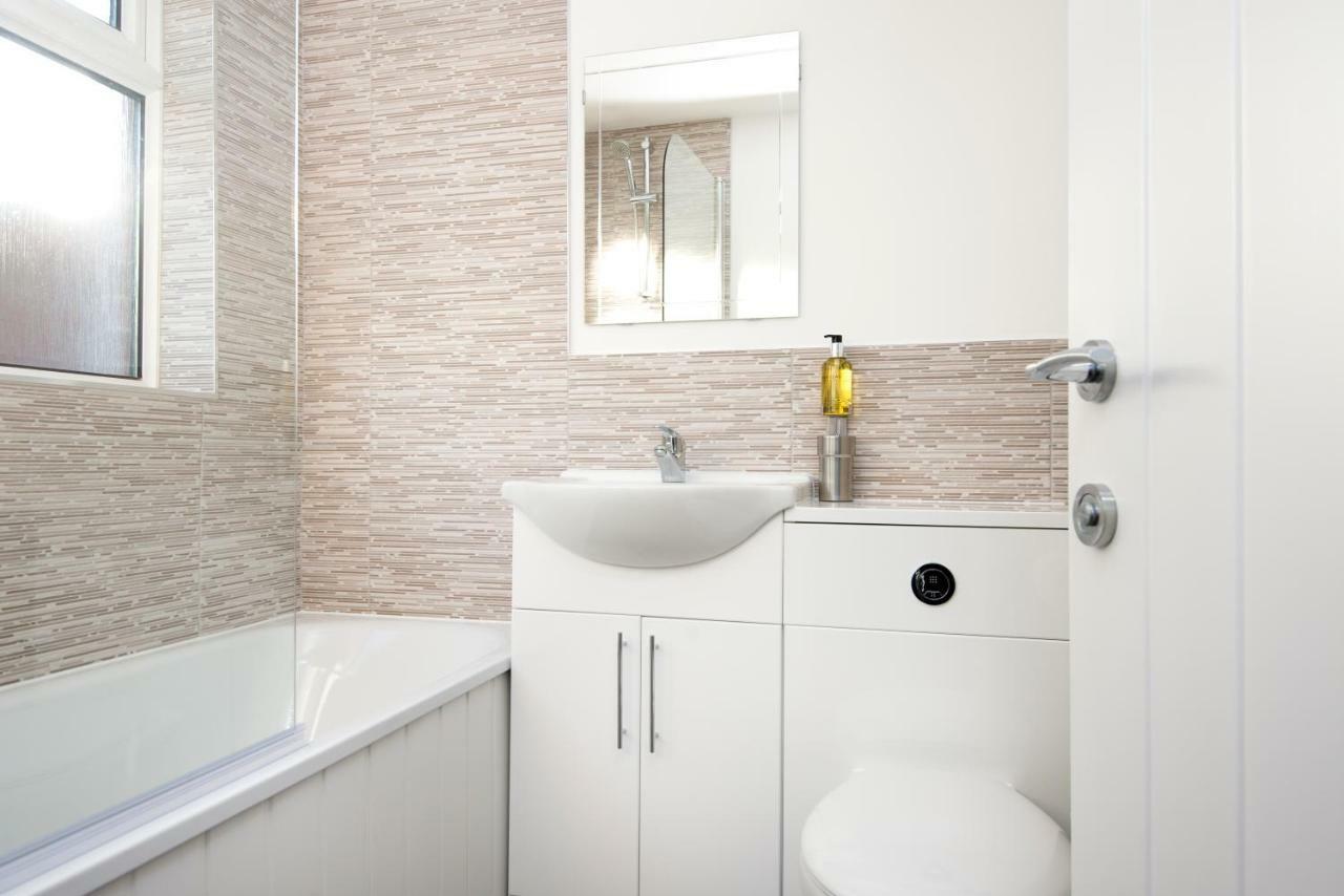 Morley Cottage - Modern 3 Bedroom, 2 Bathroom House With Garden In Southsea, ポーツマス エクステリア 写真